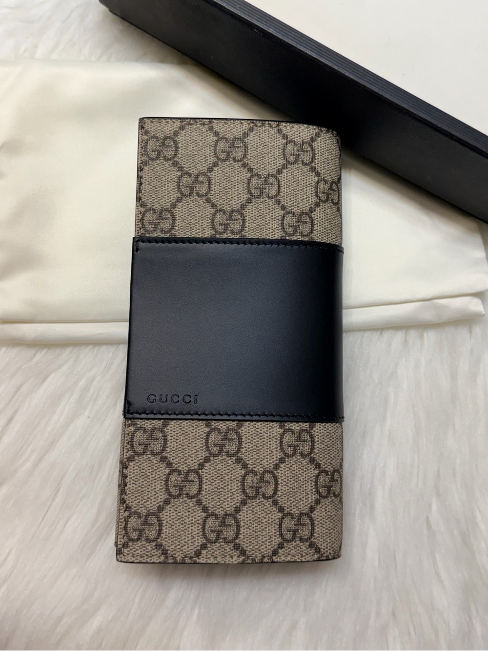 NEW✨Gucci Supreme Canvas Bifold Continental Wallet